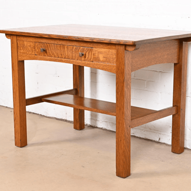 Limbert Antique Mission Oak Arts & Crafts Writing Desk or Library Table, Circa 1910