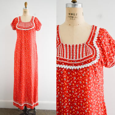 1970s Red Calico Print Maxi Dress 