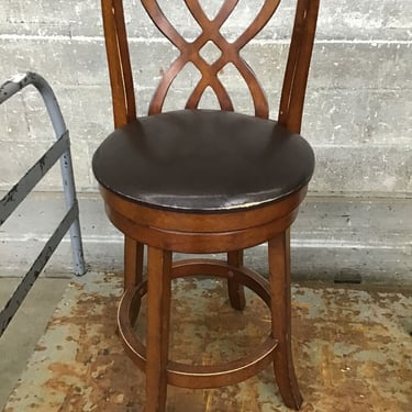 Wood Swivel Stool (Seattle)