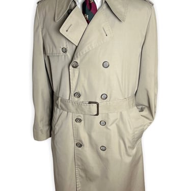 Vintage 1970s/1980s LONDON FOG Belted Trench Coat ~ 42 R ~ Raincoat / Maincoat ~ Raglan ~ Preppy / Trad / Ivy ~ Zip-In Liner / Lining 