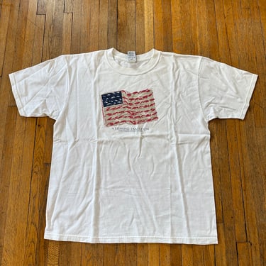 XL 90's Columbia Fishing Tshirt  USA  American Flag 