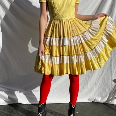 Vintage Patio Dress / Western Yellow Ric Rac Trim Dress / 60's Dress / Full Skirt Square Dance Dress / Country Western Nashville Dress 