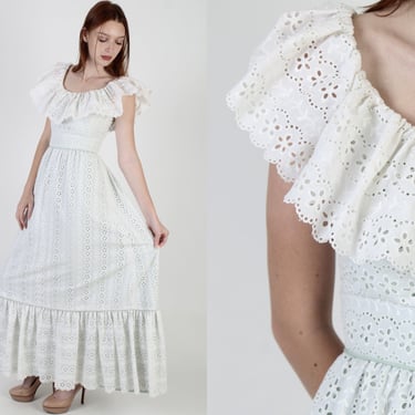 Plain White Embroidered Eyelet Maxi Dress / Vintage 70s Floral Cut Out Long Dress / Embroidered Garden Wedding Sundress 