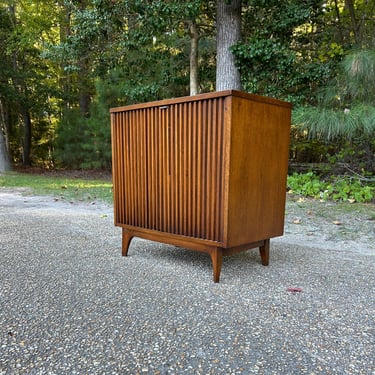 Mid Century Broyhill Brasilia fluted cabinet credenza 