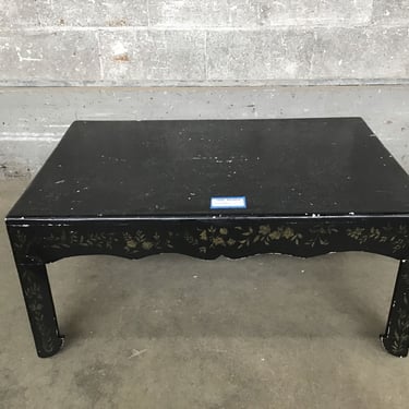 Scalloped Table (Seattle)