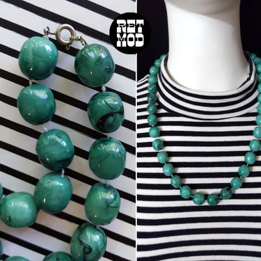 Chunky Vintage 70s Creamy Teal Green Marbled Lucite Beaded Necklace 