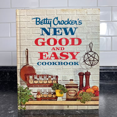Vintage Betty Crocker's New Good and Easy Cook Book Hardcover, 1960s Cookbook, Grandmas Recipe Book, Vintage Style, Old Recipe Book 