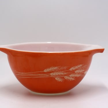 vintage Pyrex Harvest Wheat Cinderella bowl 441 