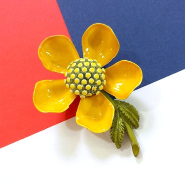 Sassy Vintage 60s 70s Yellow 3D Stemmed Flower Brooch 