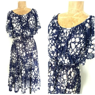 Vintage 70s Floral Fit and Flare Dress Size Small Sheer Full Sweep Grunge