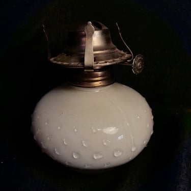 White Glob Oil Lamp 5 x 6 x 5