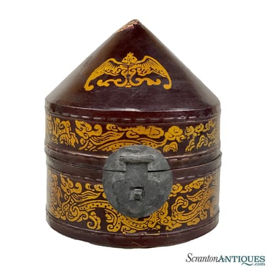 Vintage Chinese Lacquered Triangular Dragon Motif Trinket Tea Box
