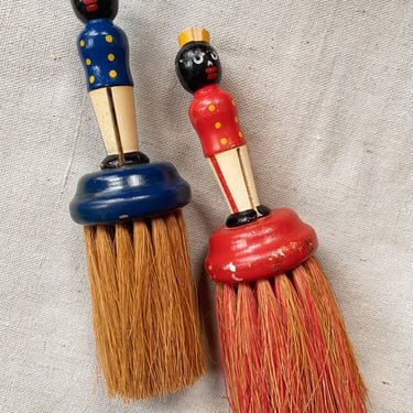 Vintage Racist Mid-Century Crumb Brush w/ Black Bellhop (Blue)