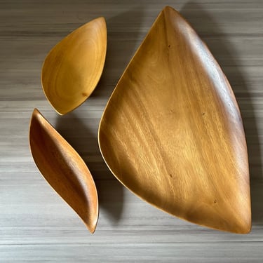Vintage 1960s Set of 3 Hawaii Kou wood and Monkey pod Wood serving dishes, Signed Chow, Nuts Dish Snacks 