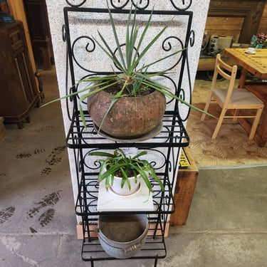 Iron Plant Stand 18W x 58H x 10D
