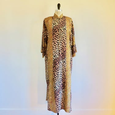 1980's Leopard and Paisley Print Long Maxi Caftan House Coat 80's Loungewear Pajamas Zipper Front Closure Ruth Norman New York Size M/L 