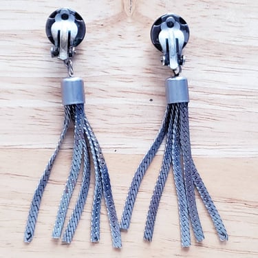 Vintage Silver herringbone chain tassle clip on earrings 