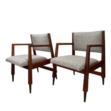 Vintage Mid Century Modern Walnut Armchairs Imo Jens Risom, a Pair 