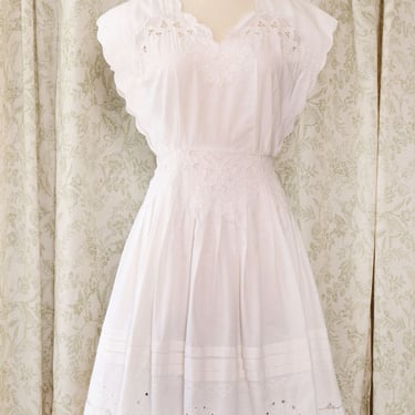 Snowy Scalloped Cotton Pinafore Dress S/M