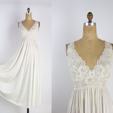70s  Lace Nightgown Slip Dress / Wedding Slip / 1970s / Boudoir / Full Slip Dress / Vintage Nightgown / Shadowline / Size S/M 