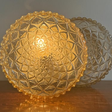 1 of 2 Vintage Clear Bubble Glass Ceiling Light or Wall Sconce / Round Flush Mount Lamp / Honey Glass / Yugoslavia / 1970s 