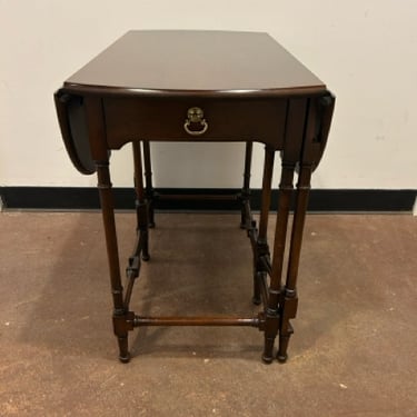 One Drawer Mahogany Gate Leg End Table from Statton Furniture