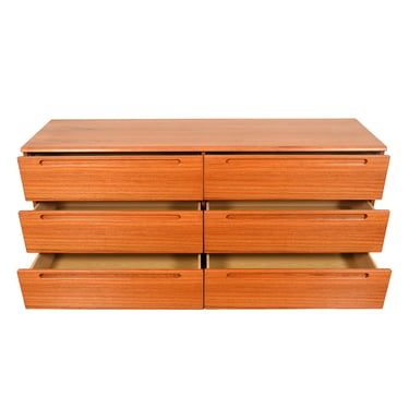 6-Deep Drawers Danish Modern Teak Dresser w Inset Sculpted Handles