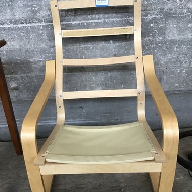 Wood & Canvas Chair (Seattle)