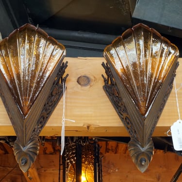 Art Deco Sconce w Amber Shell Glass