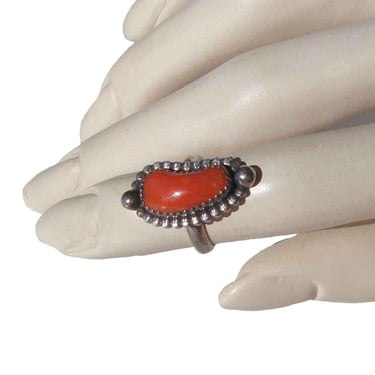 Vintage Navajo Ring Sterling Silver & Red Coral Southwestern Sz 5 – Signed 