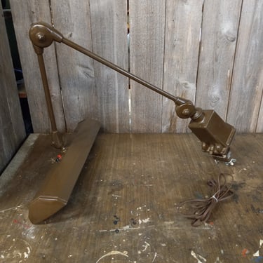 Vintage Magic Arm Fluorescent Desk Lamp 40"x18"