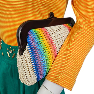 1970's Straw Rainbow Stripe Clutch Purse I Bag I Made in Hong Kong 