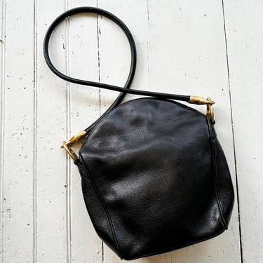 1980s De Vecchi Italian Pebbled Leather Bag With Gold Hardware 