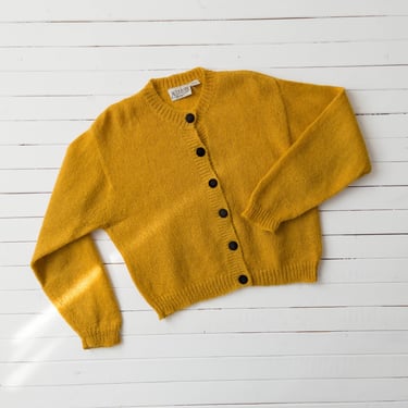 mustard yellow sweater | 80s 90s vintage ochre mohair dark academia cottagecore fuzzy oversized sweater 