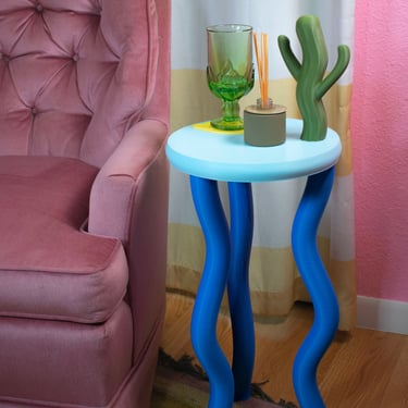The Jelly Table - Colorful, Curvy, Original Side Table Design - Queerly Designed and Manufactured - Swimming Pool Blues 