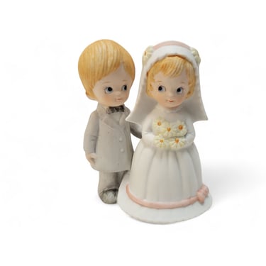 1980s Vintage Lefton Bride & Groom Wedding Cake Topper, Handpainted, Daisies Bouquet, Man Woman Husband Wife Figurine, Bridal Shower Gift 
