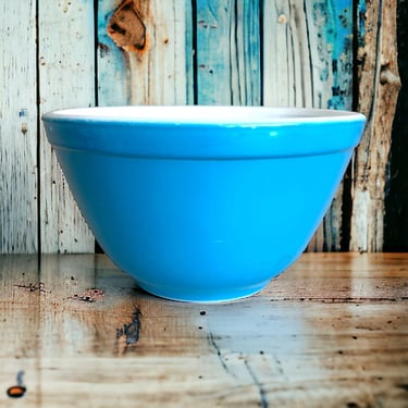 Vintage Pyrex Blue Round Mixing Bowl 401 Mid Century Modern 