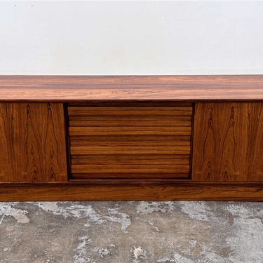 SIDEBOARD 4010