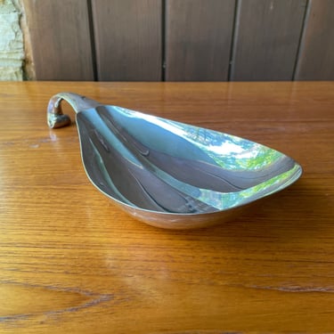 Vintage 1960s Silver Plated Mandolin Bowl Dish Curved Handle Reed Barton 1445 Mid-Century Inscribed 