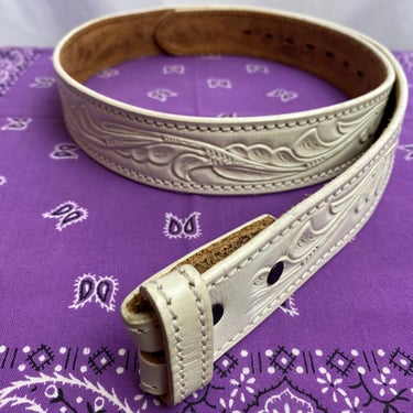 Vintage white tooled leather belt~ Western ware men’s or women’s unisex cowhide belts size Large 34”-37” 