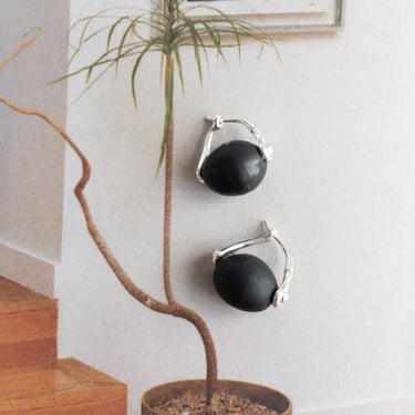 Stone Ellipse Earrings in Black Shungite