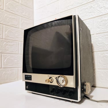 Vintage Portable Sony Television / 70s / Retro Sanyo TV / Sony Solid State Tv / No-Working Tv / Mid Century Tv/ Japan / Vintage Tv / 70s 