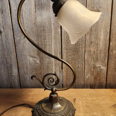 Vintage Gooseneck Lamp 7 x 17.25