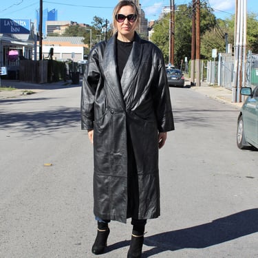 Vintage 1980s Wilsons Leather Black Maxi Coat, Size L Women, Pockets, Dolman Sleeve Coat 