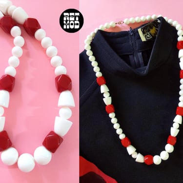 Fun Bold Vintage 70s 80s 90s White & Red Beaded Chunky Statement Necklace 