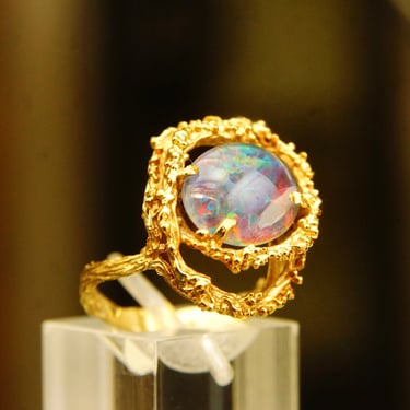 Vintage Brutalist 14K Gold Black Opal Cocktail Ring, Genuine Opal, Textured Yellow Gold Setting & Band, 585 Gemstone Cabochon, Size 8 1/2 US 