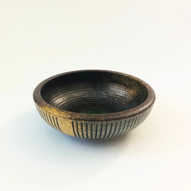 Dark Brown Carved Pottery Bowl 