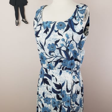 Vintage 1950's Blue and White Floral Dress / 60s Cotton Day Dress M/L 