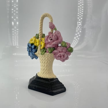 Vintage Bradley Hubley Doorstop Bouquet Victorian Floral Cast Iron Antique #152 Flower Basket 