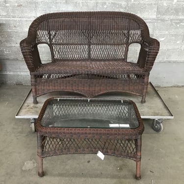 Wicker Loveseat & Coffee Table (Seattle)